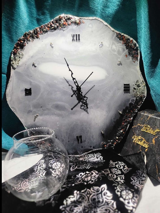 Black resin wall clock