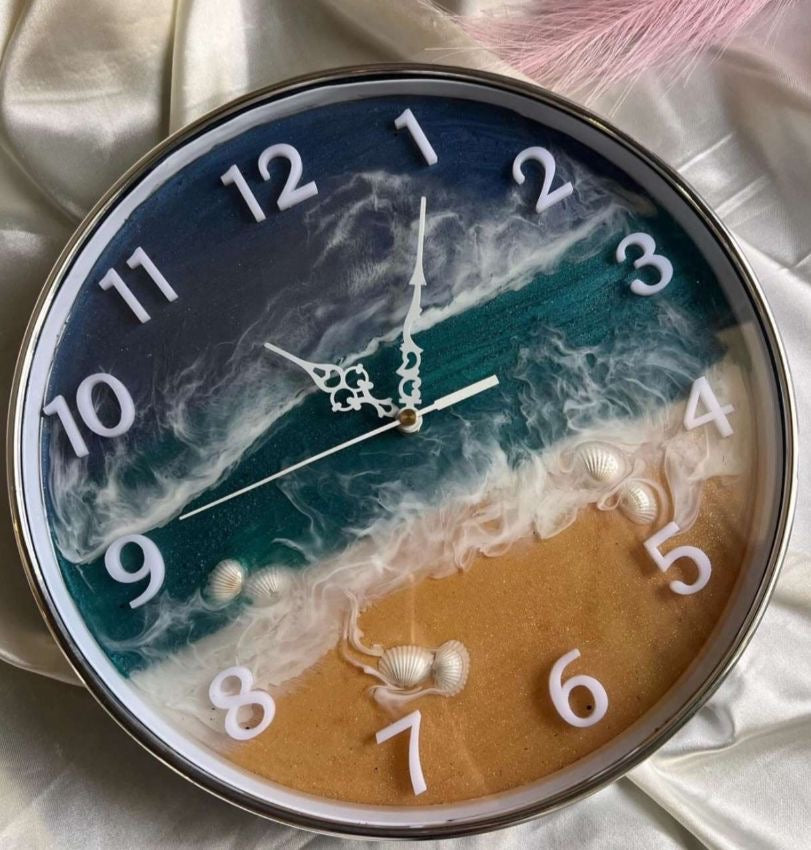 Resin beech wall clock