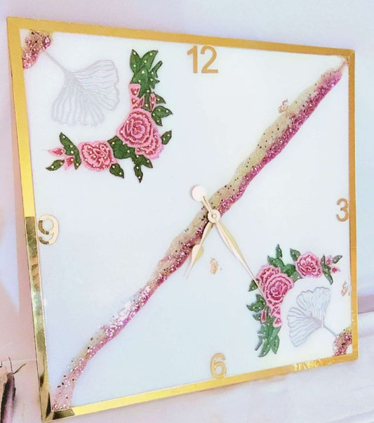 Square wall clock (rose theme)